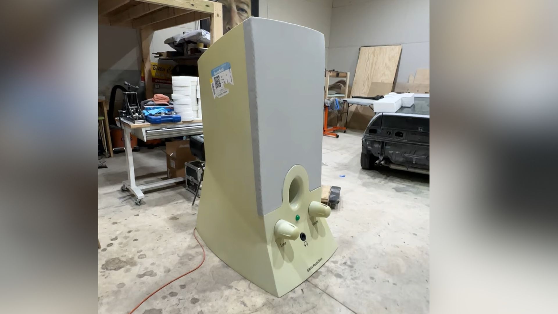 A life sized retro speaker