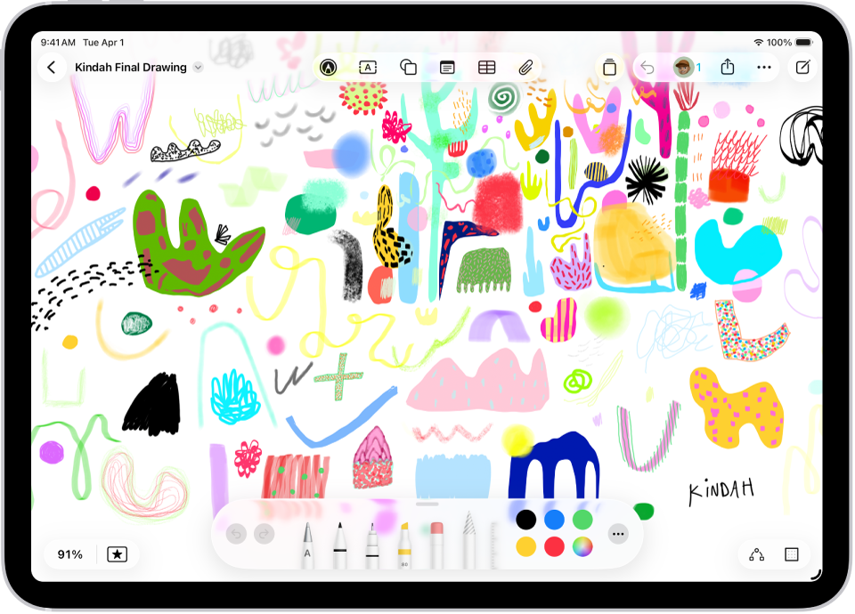 Freeform बोर्ड के साथ iPad जिसमें हैंडराइटिंग और ड्रॉइंग शामिल हैं।