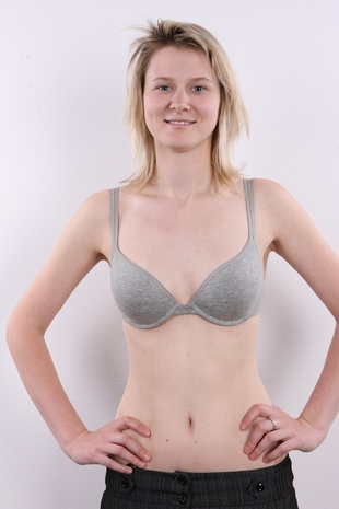8. Download full pics of model Monika (21) from czechcasting.com