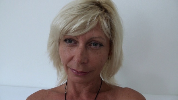 2. Download full pics of Beata (45) from czechcasting.com