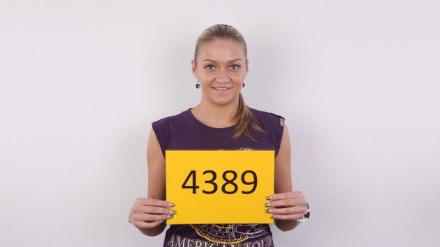 Aneta (25)
