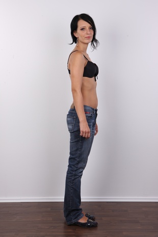 7. Download full pics of model Lucie (26) from czechcasting.com