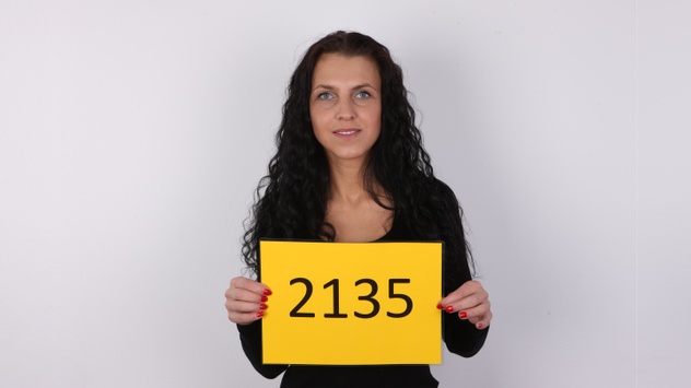 Sandra (28)