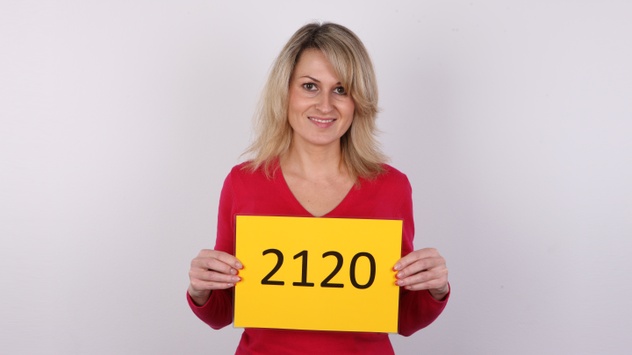 Sandra (32)