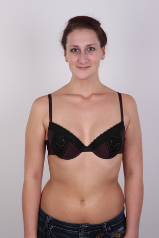 6. Download full pics of model Monika (25) from czechcasting.com