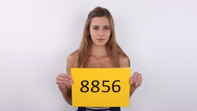 Lucie (26)