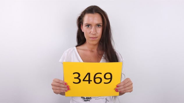 Denisa (22)