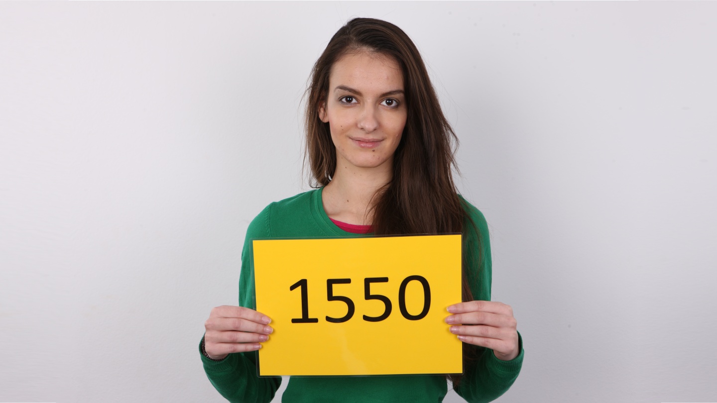 Denisa (24)
