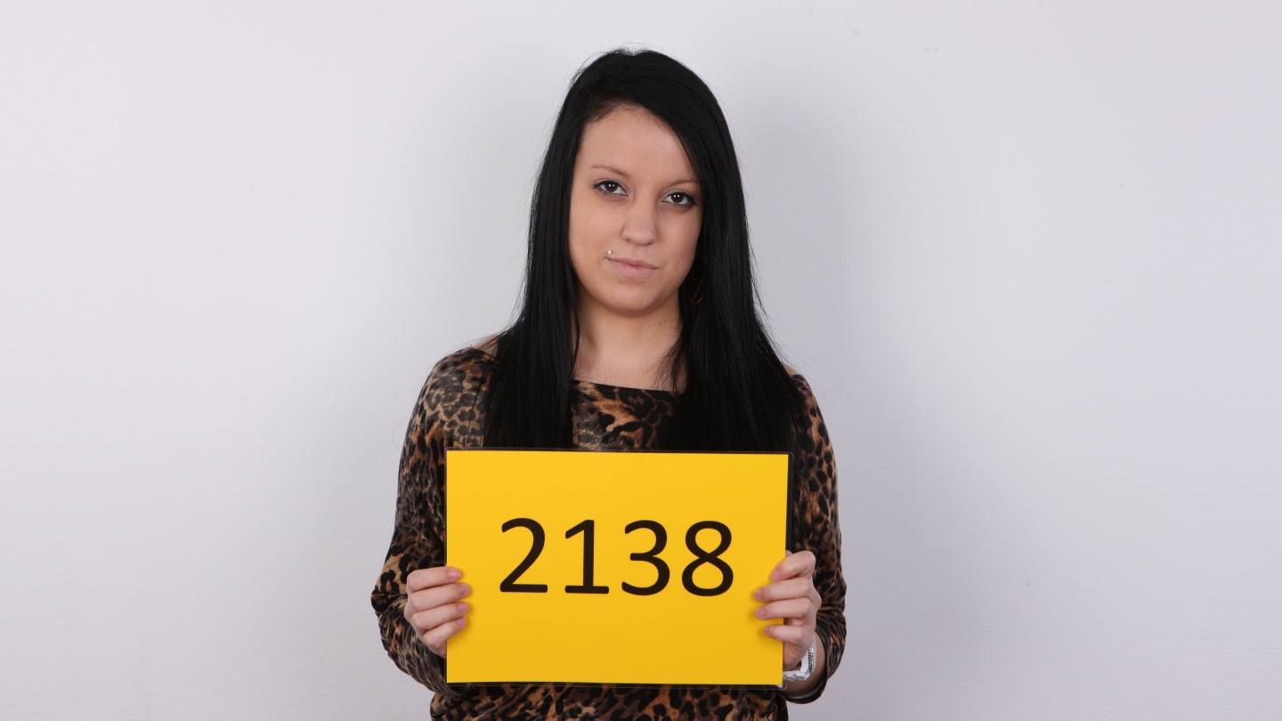 Michaela (21)