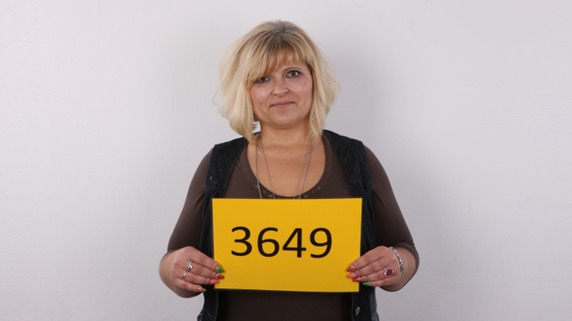 Sylvia (44)