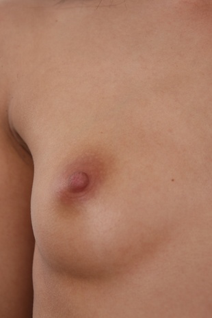 9. Download full pics of model Helena (26) from czechcasting.com