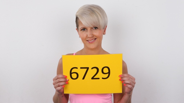 Simona (26)