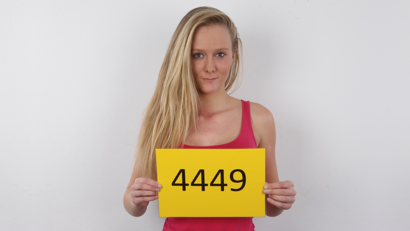 Nikola (18)
