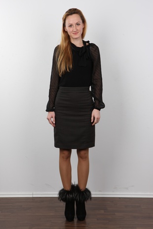2. Download full pics of model Kristyna (25) from czechcasting.com