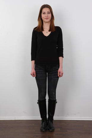 2. Download full pics of model Lucie (18) from czechcasting.com