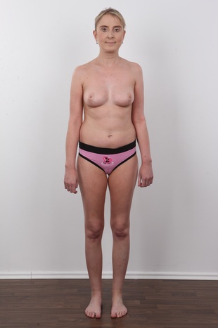11. Download full pics of model Lucie (25) from czechcasting.com