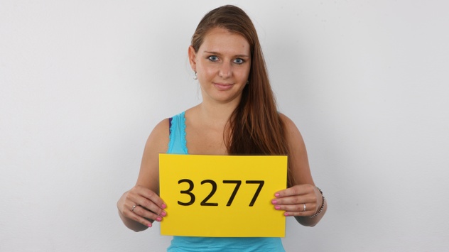 Lucie (27)