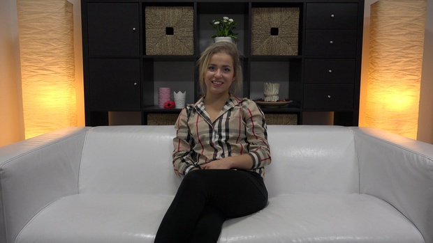 1. Download full pics of Alzbeta (18) from czechcasting.com