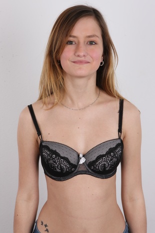 6. Download full pics of model Martina (18) from czechcasting.com
