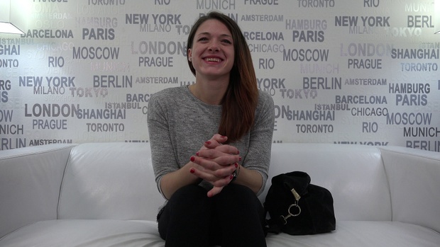 1. Download full pics of Taisiya (20) from czechcasting.com