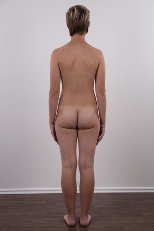 15. Download full pics of model Michaela (21) from czechcasting.com