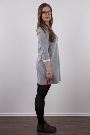 3. Download full pics of model Viktorie (24) from czechcasting.com