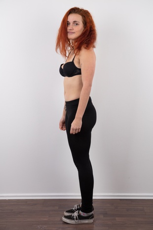 6. Download full pics of model Katka (20) from czechcasting.com