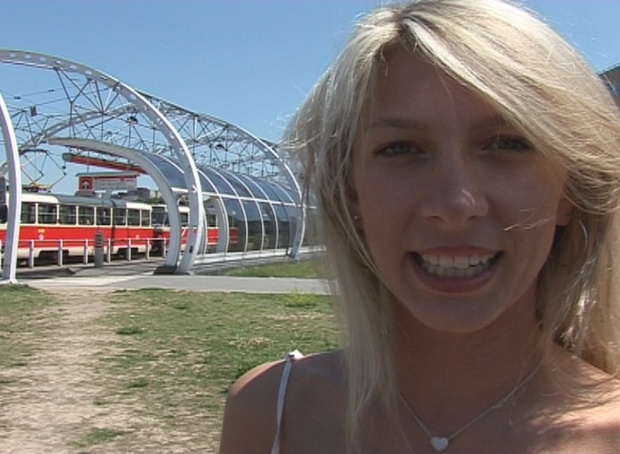 1. Download full pics of MILF inexpérimentée from czechfirstvideo.com