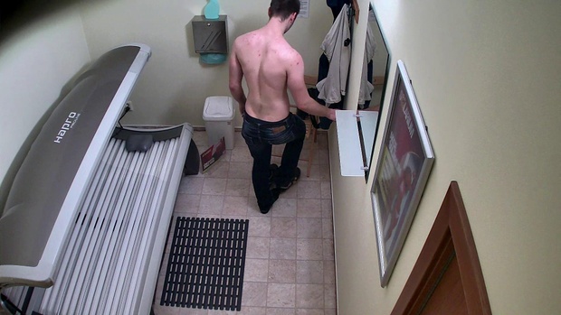 2. Download full pics of シャイなトインクの秘密 from czechgaysolarium.com