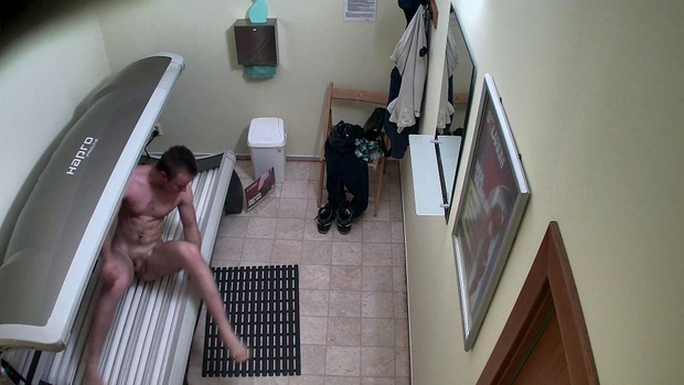 6. Download full pics of シャイなトインクの秘密 from czechgaysolarium.com