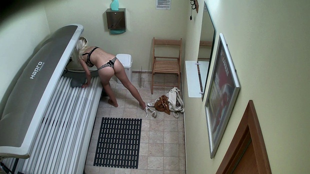 2. Download full pics of Blonde MILF Caught in the Act from czechsolarium.com
