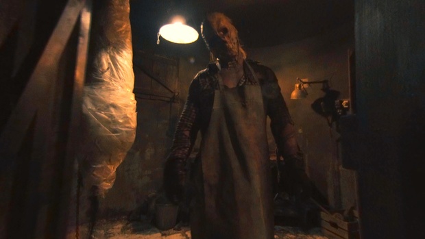 3. Download full pics of The butcher in 180° from xvirtual.com