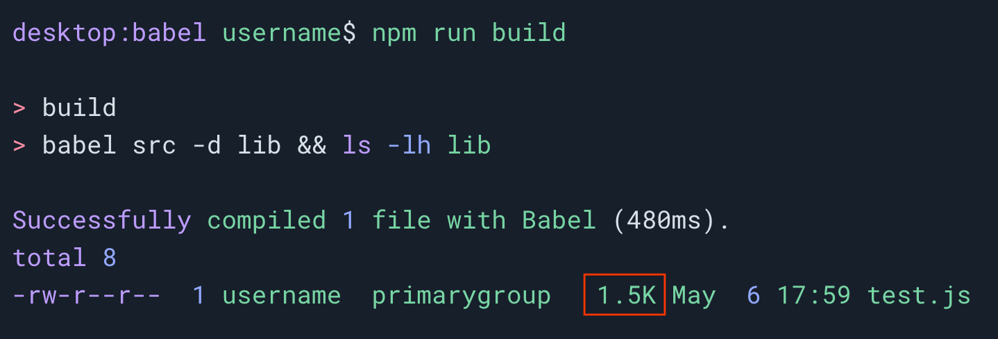 Deuxième session de terminal montrant que la commande npm run build a maintenant produit un fichier de 1,5 ko lorsque babel est défini pour cibler la référence 2020.